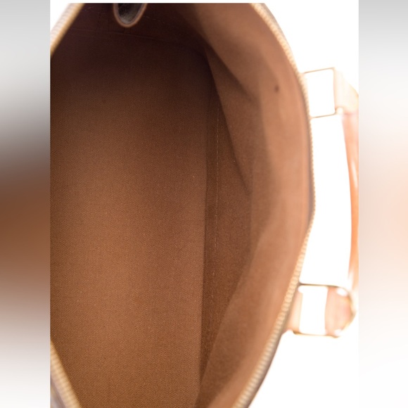 Louis Vuitton Monogram Alma MM - Picture 2 of 5